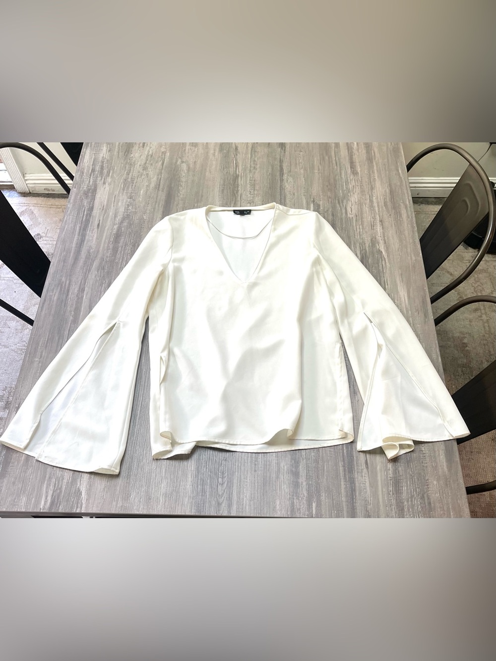 Angel V-Neck Bell Sleeve Blouse